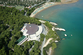 Gattarella Family Residence
