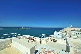 Rocca Sul Mare