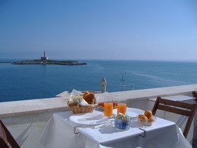 Rocca Sul Mare