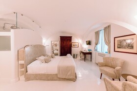 Antica Reghinna Luxury Room