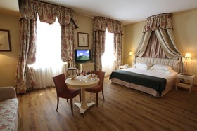 Grand Royal & Golf