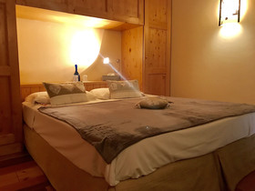 Shatush Hotel
