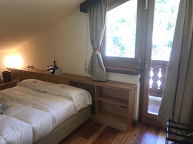 Shatush Hotel