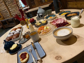 Cafe Quinson