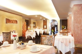 Hotel Diana