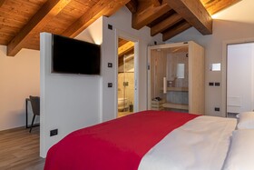Mon Émile Hotel
