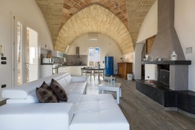 Villa Toffi by BarbarHouse