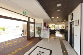 His Majesty Hotel