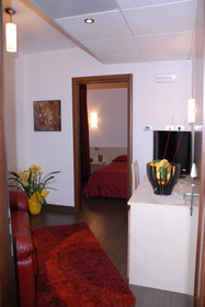 His Majesty Hotel