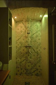 Madia Luxury