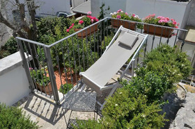 Madia Luxury