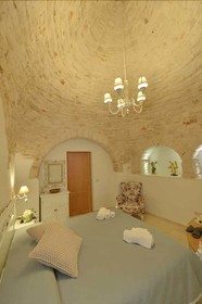Madia Luxury