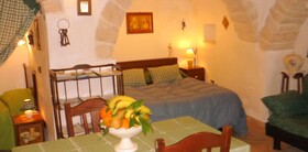 Miratrulli Suite & Trullo dell'Aia