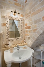 Romantic Trulli