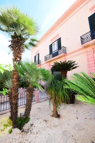 Palazzo Castriota