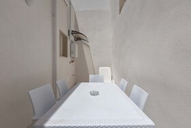 2485 Casa Silvana by Barbarhouse