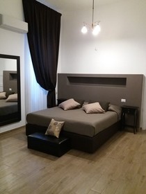 B&B Lei