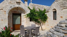 Almapetra Trulli Resort