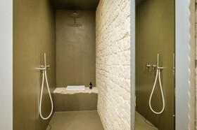 Murr Luxury Rooms