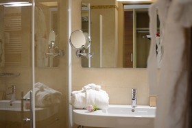 Vittoria Resort Pool & Spa