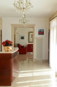 Hotel Villa Leuzzi