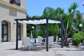 Hotel Villa Leuzzi