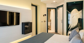 Ariae Hotel