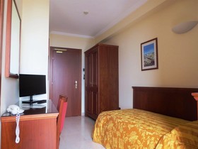 Hotel Rossemi