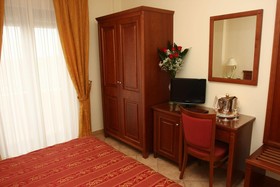 Hotel Rossemi