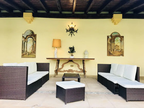 Villa Donna Adriana