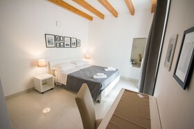 Suite & Apartment