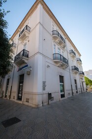 Suite & Apartment
