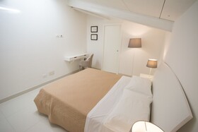 Suite & Apartment