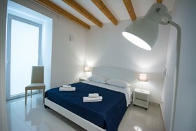 Suite & Apartment
