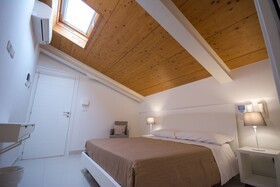 Suite & Apartment