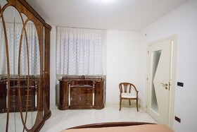 Suite & Apartment