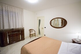 Suite & Apartment