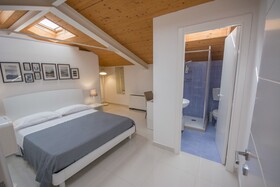Suite & Apartment