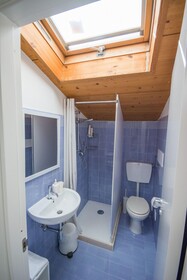 Suite & Apartment