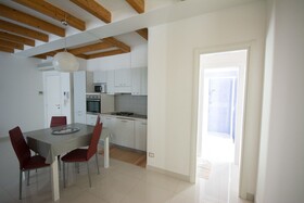 Suite & Apartment