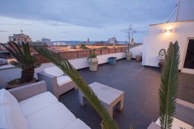 Suite & Apartment