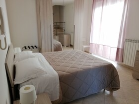Suite & Apartment