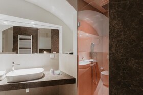 Euvodia Luxury Rooms