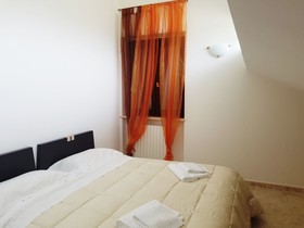 Villa Nick House