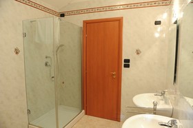Villa Nick House