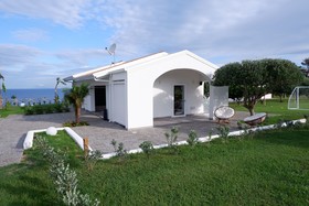 Seaside & Nature Midenza Retreat