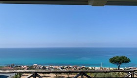 Seaside & Nature Midenza Retreat