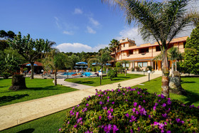 Hotel Villaggio Old River