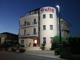 Gullo Hotel