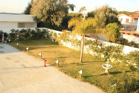 Beverly Village